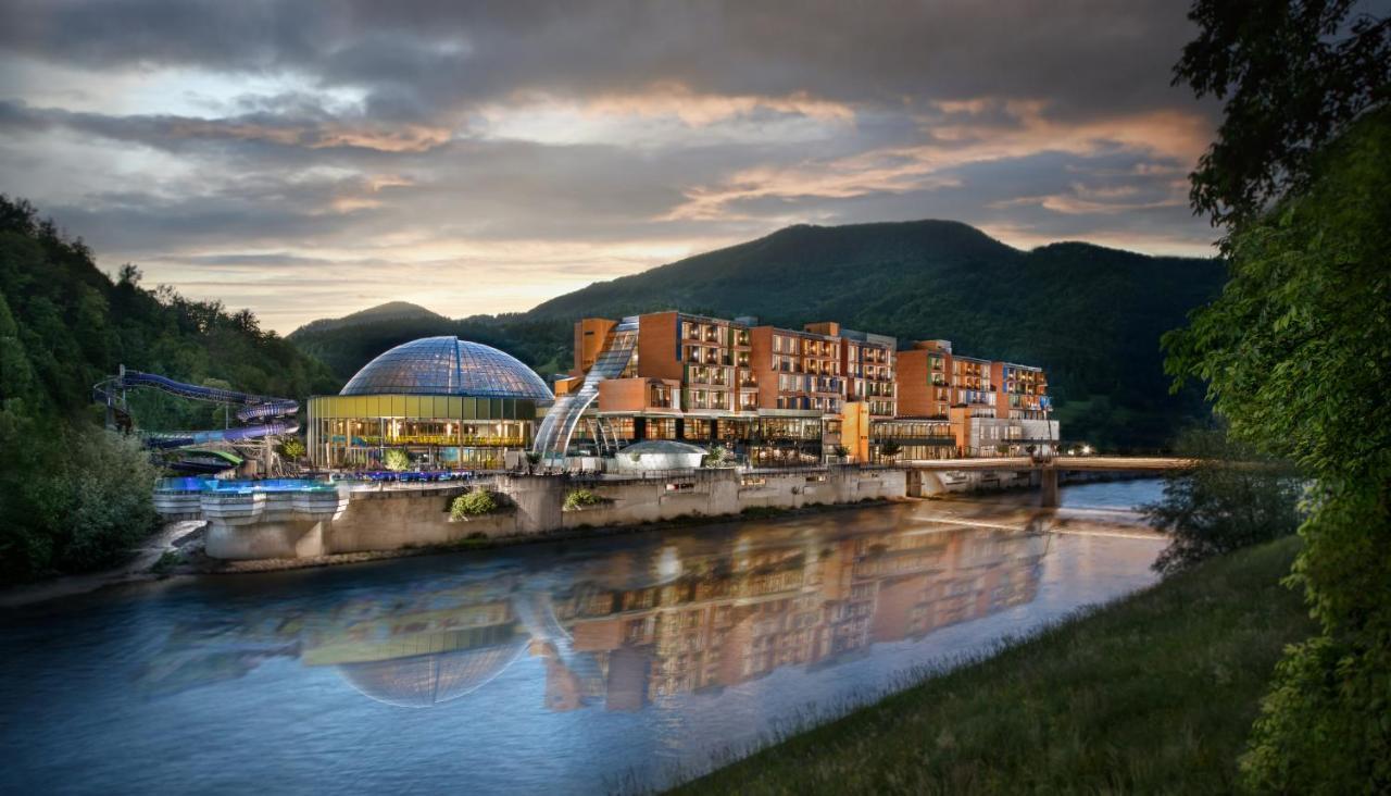 Hotel Thermana Park Lasko**** Superior Εξωτερικό φωτογραφία