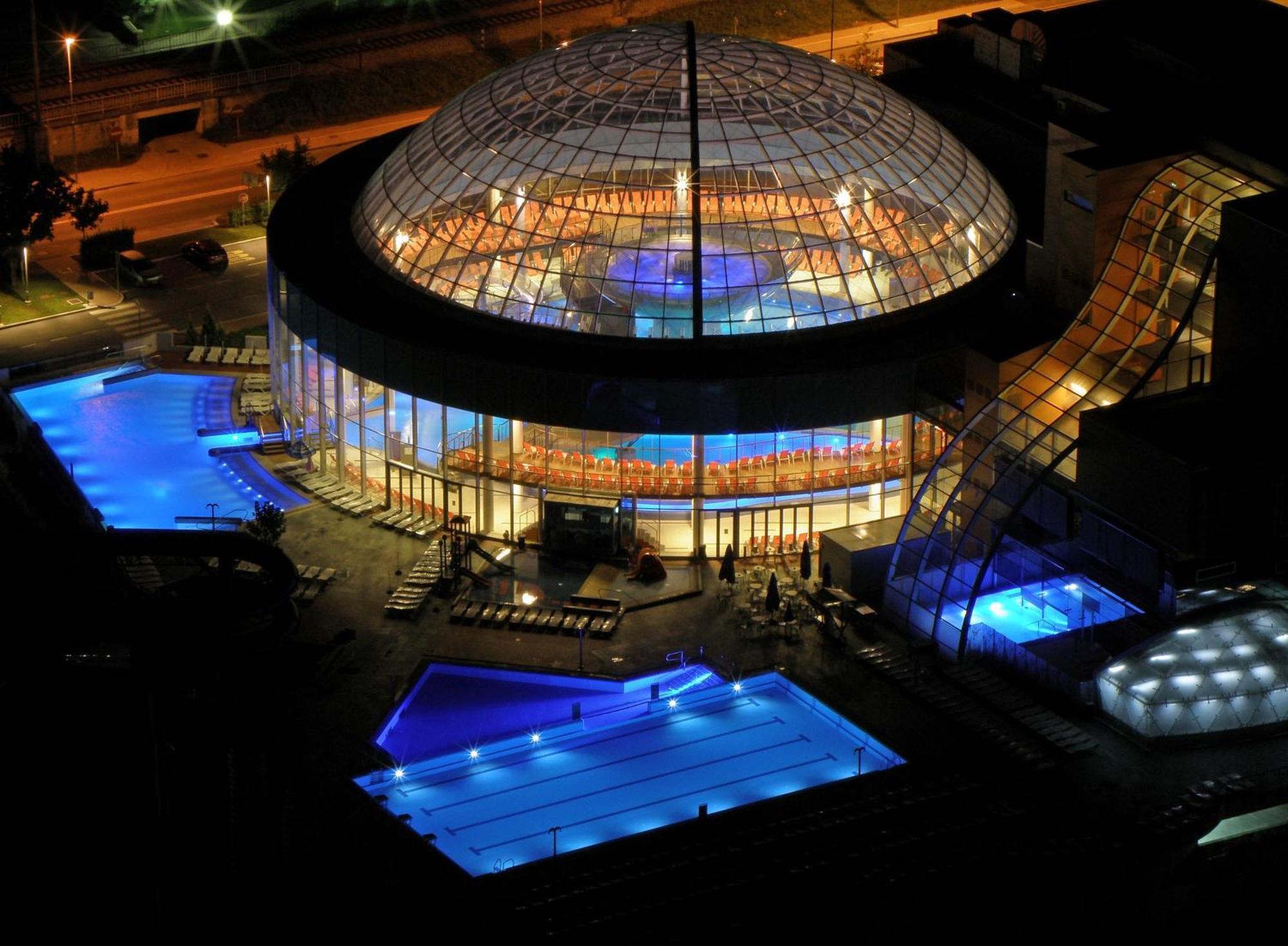 Hotel Thermana Park Lasko**** Superior Εξωτερικό φωτογραφία
